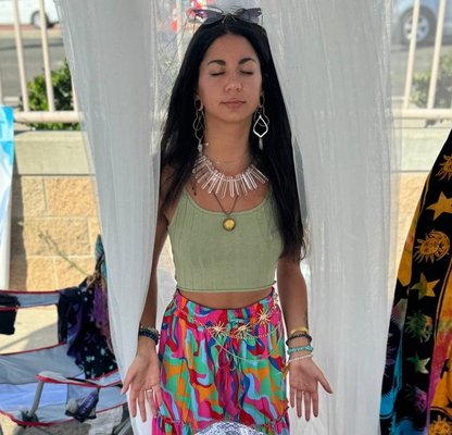 OC Yoga Fest - 🌞 Recharged dozens of radiant souls at OC Yoga Fest with Reiki, chakra readings, and intutive coaching in the Healing Village! OC Yoga Fest - 🌞 Recharged dozens of radiant souls at OC Yoga Fest with Reiki, chakra readings, and intutive coaching in the Healing Village!