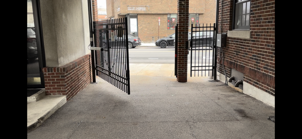 Remove and Replace Damaged Swing Gate Operator - The customer had a hydraulic swing gate operator that gave out after a few years of being improperly maintained. We went in and replaced the full system to give them a fresh start moving forward!

We offer complimentary warranties on all the elements of the system that we replace because standing by our work is important to us!