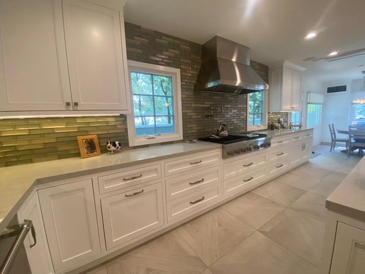 Kitchen remodel 2022 - This remodel was done on an old kitchen layout and now good as new beautiful design high-end simply the best from DB construction Kitchen remodel 2022 - This remodel was done on an old kitchen layout and now good as new beautiful design high-end simply the best from DB construction