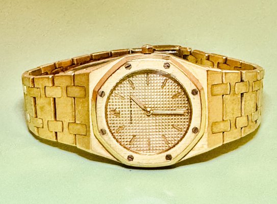 Watch Restoration - Watch restoration is as much art as science. Every time peace that enters the door is treated on its own individual merits to the highest standards. I look forward to helping your watch issues Watch Restoration - Watch restoration is as much art as science. Every time peace that enters the door is treated on its own individual merits to the highest standards. I look forward to helping your watch issues