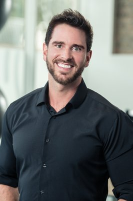 Experience with orthopedic injury led to work as a physical therapist with empathy for his patients! - Having endured numerous orthopedic injuries, Curtis is uniquely empathetic towards his patients. In fact, it was his extensive experience as a patient that inspired him to pursue a profession in physical therapy. 

As part of the team at Centre Physical Therapy, Curtis specializes in L2 dry needling, and provides top-notch, evidence-based care. He takes pride in being able to help improve the quality of life for his patients and enjoys the opportunity to educate them on the mechanics of the body’s healing process. I love being part of the Centre team. The camaraderie here is second to none.
"I always knew I wanted to be in the medical field and help Improve the quality of life for others. I’ve always enjoyed learning how the human body works, so physical therapy seemed like a natural fit. I enjoy the challenge of diagnosing an injury, as PT is now direct access in Illinois. I also enjoy the collaboration between different disciplines in order to provide the best care for our patients."

Curtis is now the clinic manager at our Lincoln Park clinic location which opened in April 2022 after being part of the opening team in Oak Park. 
When he isn’t treating patients, Curtis enjoys cooking, music, working out, trying new restaurants, and attending musicals and concerts.