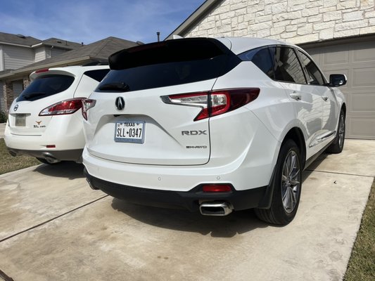 Trang’s vehicles - Nissan murano and Acura rdx