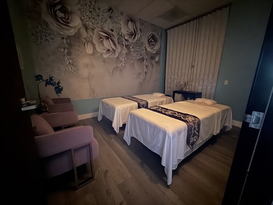Couples Massage Room – Relaxing Setup - This project highlights our refreshed couples massage room, designed to create a warm and relaxing environment for two. Soft lighting, clean décor, and comfortable dual massage beds help guests unwind and enjoy a peaceful experience together. Couples Massage Room – Relaxing Setup - This project highlights our refreshed couples massage room, designed to create a warm and relaxing environment for two. Soft lighting, clean décor, and comfortable dual massage beds help guests unwind and enjoy a peaceful experience together.