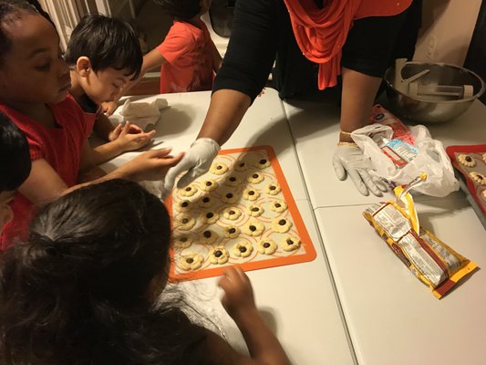 Cooking - It’s fun to bake & cook with kids Cooking - It’s fun to bake & cook with kids