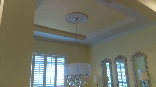 interior before and after photos - a few pictures of interior painting and light minor wall repairs such as nail holes small corner cracks have been repaired and ready to paint before and after photos