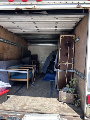 Bay Area Moving Services - This is a small move from moraga ca to alameda ca that took 2hrs of labor to complete start to finish we placed the items inside the home at the customers request