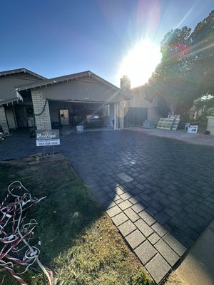 Paver driveway - In this project we removed the old cracked concrete and installed the beautiful 3 piece pavers from Phoenix pavers color slate.