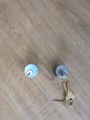 Rekeying Locks - This rekeying was done due to the person losing the key to their business. In this case, our technician rekeyed the locks, and gave a fresh new set of keys to the client.