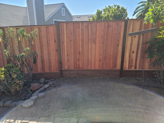 Picture Frame Fences & Gates in Vallejo - When it’s time for a new fence, one of the big questions you need to answer is what type of wood you’d like. While at first glance some wood types may look very similar, there’s more than meets the eye! Redwood is one of the most commonly used wood types in California- and for good reason. It’s durable, resistant to rot and insects, and less subject to swelling and shrinking than other kinds of wood, meaning it will last longer and be less likely to crack or split. Plus, the reddish tones of the wood give it an aesthetically pleasing appearance. Not all Redwood is the same, though! In fact, there are many different ‘grades’ of Redwood. The grade refers to the characteristics and appearance of the lumber. Some of the most commonly offered Redwood grades are: Redwood Con Common, Redwood Con Heart, and Redwood Clear Heart.