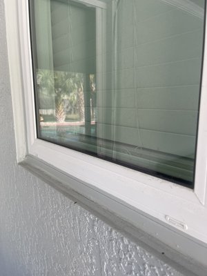 11/9/2023 Home Service - This home hasn’t had windows washed in about a year. I’ve washed windows/glass doors both exterior/interior. 11/9/2023 Home Service - This home hasn’t had windows washed in about a year. I’ve washed windows/glass doors both exterior/interior.