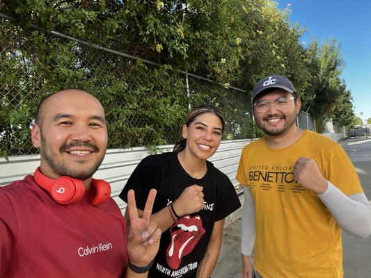 We moved Maricelo Cornejo, the future pound 4 pound boxing champion in middleweight class✌️ - We moved dozen of famous sportsmen lately through our special sales channels, like THE MOST FAMOUS NBA players, boxers, and MMA fighters. But we can not post them since we got non disclosure agreements. But Maricelo made an exception and let us know people we are her regular based movers/handymen.