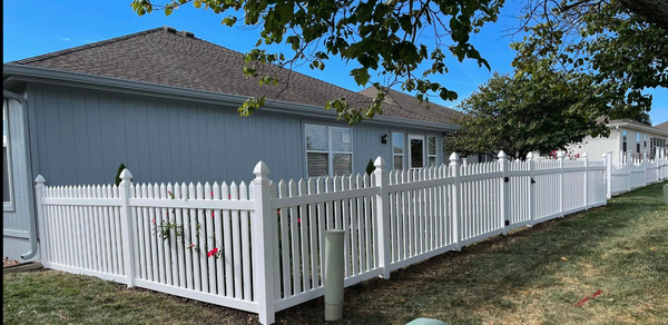 Picket, Cedar, Chain Link: Installation or Repairs! - Looking for top-notch fencing and gate solutions in Jackson County, MO, Cass County, MO, or Johnson County, KS? Look no further!

At RC Fencing, LLC, we don't just build fences and gates; we create lasting impressions. Our expert team specializes in crafting fences that blend security with style, giving you the privacy and protection you deserve.

Price Match Guarantee: We're committed to offering you the best value for your investment.

Special Financing: Enjoy NO INTEREST for 12 months and NO PAYMENT for 3 months!

Repairs Included: Unlike other companies, we're not just about installations. We're here to fix what nature throws at your fence.

At RC Fencing, LLC, we don't just build fences and gates; we create lasting impressions.  Our expert team specializes in crafting fences that blend security with style, giving you the privacy and protection you deserve.

Variety of Styles: From Privacy Fences to Cedar, Picket, and Chain Link Fences – we have it all covered.

Privacy Fences: Shield your space from prying eyes while adding an elegant touch.

Cedar Fences: Experience the natural beauty and durability of cedar wood.

Picket Fences: Classic charm that enhances the aesthetics of any property.

Chain Link Fences: Secure boundaries without compromising visibility.

Call Ryan or Diamond at (816) 406-4838 for a FREE quote today!