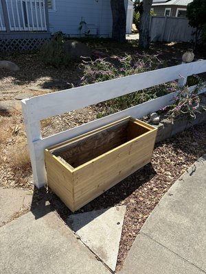 Cedar Planter Box - Customer cedar planter box for client Cedar Planter Box - Customer cedar planter box for client