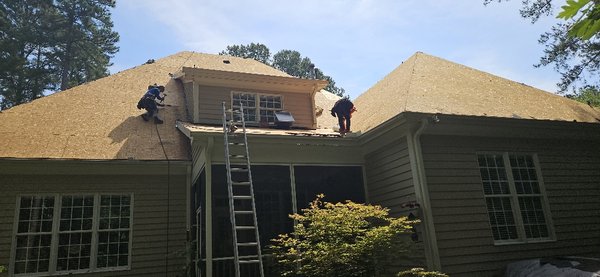 Governors Club 2024 - This was us replacing a leaking roof in the Governers Club the home owner had a small leak. Upon inspection it was apparent that the roof had been damaged by hail and wind and Qualified to have the whole thing it's a good thing we did cause we ended up having to replace 9 sheets of osb. Governors Club 2024 - This was us replacing a leaking roof in the Governers Club the home owner had a small leak. Upon inspection it was apparent that the roof had been damaged by hail and wind and Qualified to have the whole thing it's a good thing we did cause we ended up having to replace 9 sheets of osb.