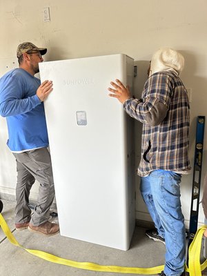 SunPower SunVault Battery Install - Sun Solar battery install team, Cesar Jesus, Kevin, Jonathan install a beautiful SunPower SunVault Battery in local Bakersfield homeowner’s garage. SunPower SunVault Battery Install - Sun Solar battery install team, Cesar Jesus, Kevin, Jonathan install a beautiful SunPower SunVault Battery in local Bakersfield homeowner’s garage.