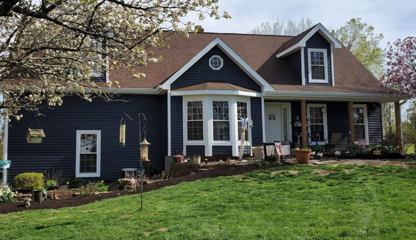 Home Refresh - Siding - This Project was a complete overhaul of the client's home siding. View the review on Google to see how we were able to delight the customer and bring their home back to life and the talk of the neighborhood!
