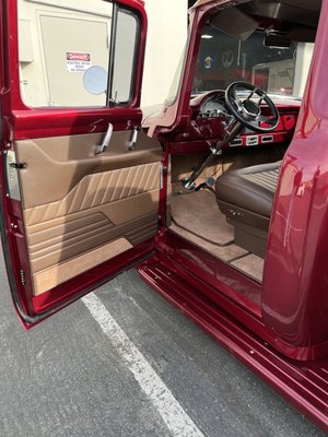 1956 F100 - This 56 F100 came in to be finished up, (Seat was completed by another shop)
Custom door panels, carpet, headliner and a small console. 1956 F100 - This 56 F100 came in to be finished up, (Seat was completed by another shop)
Custom door panels, carpet, headliner and a small console.