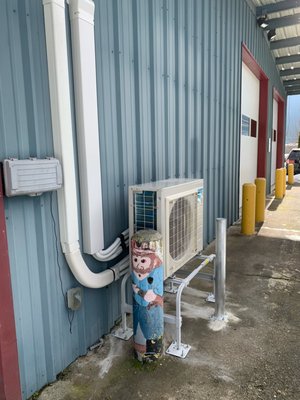 Darrington Fire House - Was our pleasure to get a new ductless Heat pump installed in the Darrington Fire Station, the guys and gays are nice a warm in all the rooms now, no more cold bath rooms. Darrington Fire House - Was our pleasure to get a new ductless Heat pump installed in the Darrington Fire Station, the guys and gays are nice a warm in all the rooms now, no more cold bath rooms.