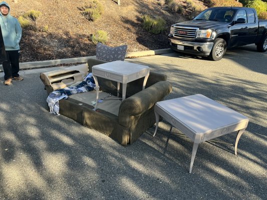 Small job, pick ups and discounts you save with us - Our clients are taking advantage of our small pick up special and discounts. We are offering you have a small pick up you save with us when you make the car we show up and get your space back for a nice reasonable price. Small job, pick ups and discounts you save with us - Our clients are taking advantage of our small pick up special and discounts. We are offering you have a small pick up you save with us when you make the car we show up and get your space back for a nice reasonable price.