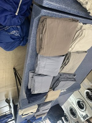 Folding Like A Pro! - We can handle orders of varying sizes from a large bed and breakfast to a single bag of laundry. We fold to ensure you can go from the bag to your drawers with little work in between. Folding Like A Pro! - We can handle orders of varying sizes from a large bed and breakfast to a single bag of laundry. We fold to ensure you can go from the bag to your drawers with little work in between.