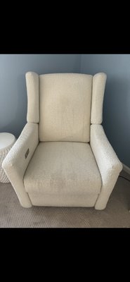 Upolstery - Great Upholstery Work! Upolstery - Great Upholstery Work!