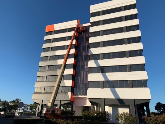 High-rise Window Cleaning - High-rise Window Cleaning High-rise Window Cleaning - High-rise Window Cleaning