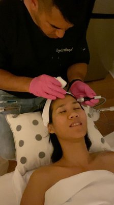 facial time 🥰 - bringing the full service to you
