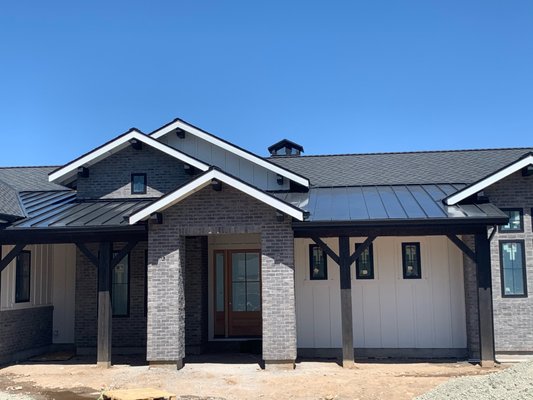 South Reno - New build in South Reno. Mix of shingles + metal. South Reno - New build in South Reno. Mix of shingles + metal.