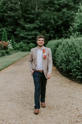 Summer Casual Wedding - Host + Planning: @ellisandcote    
Photographer: @erikapackett
Design + Floral: @bloomingbranchcreative 
Venue: @the_andrews_farm
Bride's Attire: @lovelybrideclt
Groom's Attire: @omjclothing
Hair + Make-Up: @calistottartistry
Jewelry: @thegoldencarrotshop
Stationery + Paper: @amcreativestudio
Ceremony Art: @hilary_siber
Cocktails: @theoldfashionedmobilebarnc
Dessert: @kingofpopsclt
Rentals + Draping: @partyreflections
AV + Lighting: @partyreflectionspro
Model: @leandracreativeco