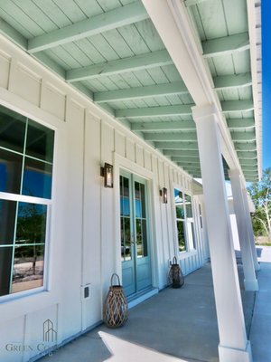 Custom Orange Beach Home - Modern Farmhouse design built on Ono Island. Gold Fortified, built to the highest hurricane standards. Featuring a chef's kitchen kitchen with quartz countertops, huge pantry and custom cabinets. Designer finishes throughout. Master suite offers double vanities, soaking tub, and walk-in closet. Guests enjoy a beautiful Jack and Jill style bath with custom barn doors, and an shiplap accent wall.