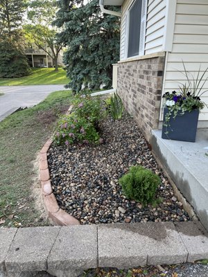 10 sq ft. Bed makeover - This small project was completed in 12 hours. First I ripped out the bushes, weeded, upgraded and leveled the dirt. Then I installed the plants, put in the edging, and finished with rock. 10 sq ft. Bed makeover - This small project was completed in 12 hours. First I ripped out the bushes, weeded, upgraded and leveled the dirt. Then I installed the plants, put in the edging, and finished with rock.