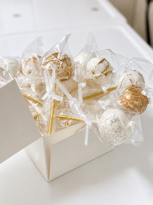 Cake pops - Elegant custom cake pops made with high-quality ingredients and attention to every detail. These bite-sized treats are perfect for dessert tables, weddings, bridal showers, birthdays, and special events. Custom colors, flavors, and decorations available to match your celebration. Cake pops - Elegant custom cake pops made with high-quality ingredients and attention to every detail. These bite-sized treats are perfect for dessert tables, weddings, bridal showers, birthdays, and special events. Custom colors, flavors, and decorations available to match your celebration.