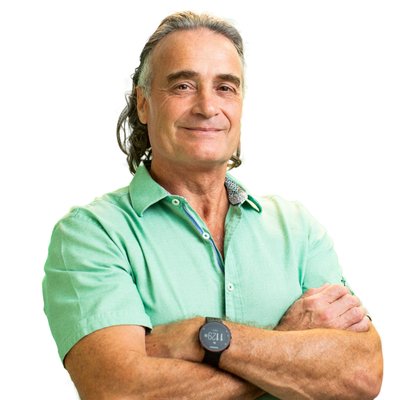 Rob's treatment philosophy - About 32 years ago Rob developed a treatment philosophy that rehabilitates and enhances anybody’s true physical abilities. It is a statement of any person's ability to attain their physical possibilities, their passion for movement and action and their true physical potential.