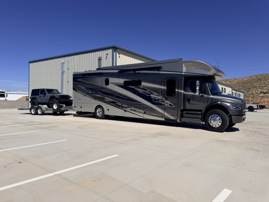 RV Ceramic Coating - Rv's are difficult to keep clean and maintain.  A Ceramic coating applied to it will help to ease that problem.  Prior to the application we wash, decontaminate, and polish the vehicle.  Once it's all dialed in , that is when we apply the coating.  Its specific to RV's and Boats and has a 7 year warranty.