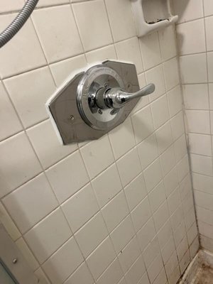 new updated shower valve - this project was due to old cartridge seized in wall. new updated shower valve - this project was due to old cartridge seized in wall.