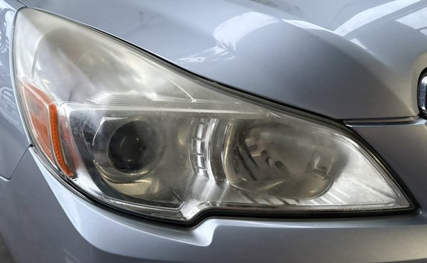 Headlight restoration - Restore foggy yellow headlights Headlight restoration - Restore foggy yellow headlights