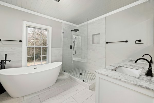 Bathroom Remodel and Repair - Transform your bathroom into a space of comfort and style with Global Plumbing’s bathroom remodel services. Whether you’re looking to upgrade your fixtures, improve functionality, or completely redesign your bathroom, our expert team can bring your vision to life. From modern showers to sleek vanities, we handle every aspect of your remodel with precision and care.
In addition to remodeling, we also specialize in shower repair services. If your shower is leaking, has low water pressure, or needs new tiles or seals, we provide fast, reliable repairs to restore its performance and appearance. Whether it's a full remodel or a quick fix, Global Plumbing ensures your bathroom and shower are both beautiful and fully functional. Contact us today to get started on your next project! Bathroom Remodel and Repair - Transform your bathroom into a space of comfort and style with Global Plumbing’s bathroom remodel services. Whether you’re looking to upgrade your fixtures, improve functionality, or completely redesign your bathroom, our expert team can bring your vision to life. From modern showers to sleek vanities, we handle every aspect of your remodel with precision and care.
In addition to remodeling, we also specialize in shower repair services. If your shower is leaking, has low water pressure, or needs new tiles or seals, we provide fast, reliable repairs to restore its performance and appearance. Whether it's a full remodel or a quick fix, Global Plumbing ensures your bathroom and shower are both beautiful and fully functional. Contact us today to get started on your next project!