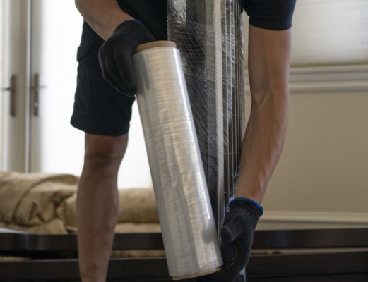 Packing and Moving - Our team of professional movers have extensive experience in packing and moving any type of move. We provide the highest quality service only to make your move smooth and stress-free. By choosing Sinatra Movers you are guaranteed to receive quality moving service. Packing and Moving - Our team of professional movers have extensive experience in packing and moving any type of move. We provide the highest quality service only to make your move smooth and stress-free. By choosing Sinatra Movers you are guaranteed to receive quality moving service.