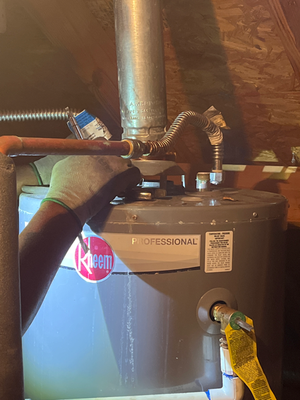 Installation of a 40 gallon water heater - Removal and installation of a 40-gallon Rheem water heater. Installation of a 40 gallon water heater - Removal and installation of a 40-gallon Rheem water heater.