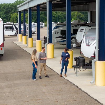 RV Service & Repair - Keep your RV in road-ready shape with our RV service and maintenance. We offer services for RV appliances, electrical, plumbing, awnings, HVACs, levelers, roof seals, & more. We also offer a large range of other services, from oil changes for motorhomes & generators to slide-out repairs. Make an appointment today.