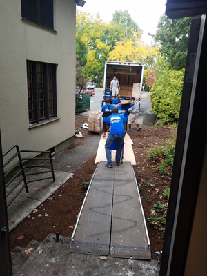 Home Moving - Planning a move? Whether it’s across town or to a new state, we’re here to make the process smooth and stress-free. With our AMSA Certified team, you can trust us to handle every detail with care and professionalism. Home Moving - Planning a move? Whether it’s across town or to a new state, we’re here to make the process smooth and stress-free. With our AMSA Certified team, you can trust us to handle every detail with care and professionalism.