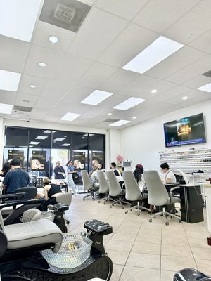 10+ years in business - It is very Clean and new massage chair 10+ years in business - It is very Clean and new massage chair