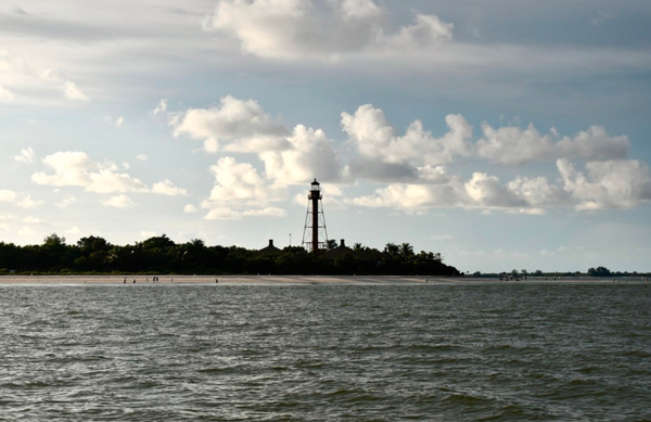 Boat Beach Tour! - We will start off at the north end of Fort Myers Beach and cruise along the entire length of the island until we reach the end of Estero Island at Lovers Key State Park. We will stop at Big Carlos Pass for an hour so you can shell, swim, and explore Lovers Key Beach. We will then cruise into Estero Bay before heading back. You're likely to spot dolphins, manatees, pelicans, osprey, and much more during this relaxing cruise! Feel free to bring your own beverages and snacks and we will provide ice and water.

Pickup location is at the docks located at
GetAway marina 18400 San Carlos Blvd. Fort Myers Beach, FL 33931