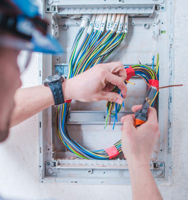 Electrical Diagnostics - It can be hard to diagnose electrical problems. There can be any number of problems with your system that may or may not be the cause of your issues. If you are experiencing trouble with your electrical system, let the professional electricians at Wizard Electrical diagnose and fix your problems!
