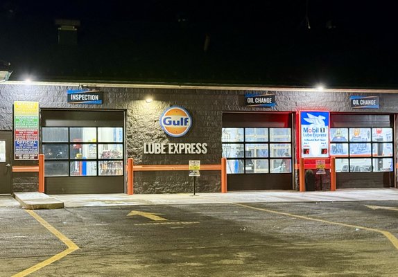 Service - Maximize Your Pit Stop – Tires, Car Wash & Oil Change All in One! Service - Maximize Your Pit Stop – Tires, Car Wash & Oil Change All in One!