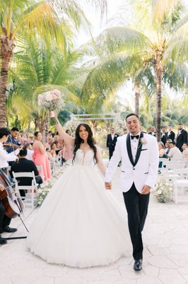 Wedding photography - Elegant wedding moments captured with emotion and timeless style Wedding photography - Elegant wedding moments captured with emotion and timeless style