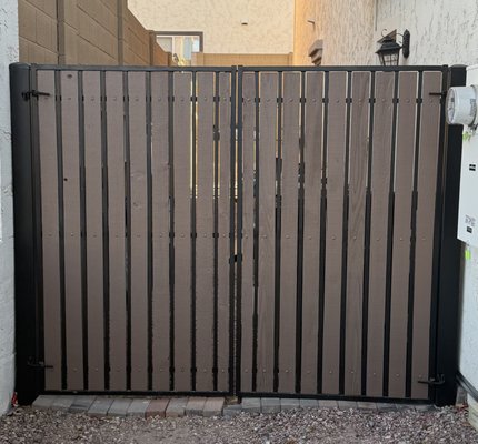 RV Gate Update - Upgraded this RV Gate with a clean, modern look it brings to the space! The gate had definitely seen better days, and it was time for something more durable, secure, and stylish. 

It's amazing how something so simple as a gate refresh can transform the curb appeal and function of your home.
