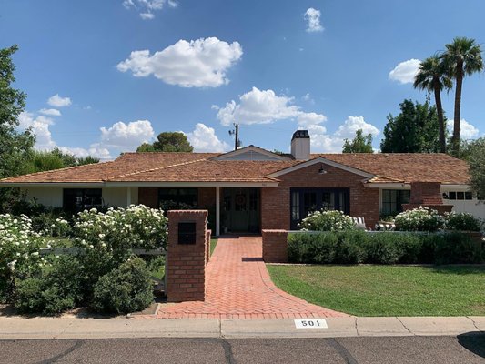 Phoenix Wood Shake Roof - A stunning wood shake roof for this picture perfect home!