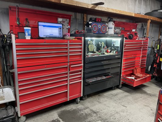Advanced Diagnostic - We are capable of advanced diagnostics on almost all makes and models. Advanced Diagnostic - We are capable of advanced diagnostics on almost all makes and models.