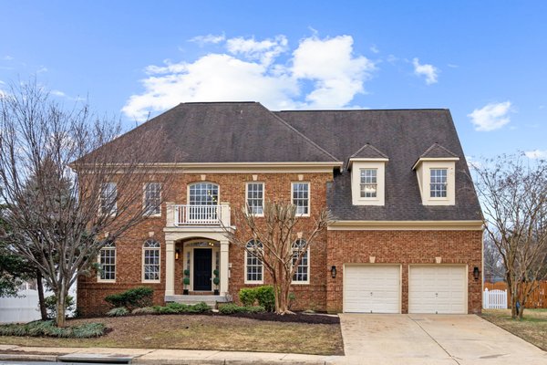 1710 Great Falls St, Mclean, VA - MULTIPLE OFFERS! SOLD $206K ABOVE LIST IN 6 DAYS! Stunning 4 BR, 4.5 BA brick brick-front colonial on a large 0.48 acre lot just minutes to Tysons Corner! 1710 Great Falls St, Mclean, VA - MULTIPLE OFFERS! SOLD $206K ABOVE LIST IN 6 DAYS! Stunning 4 BR, 4.5 BA brick brick-front colonial on a large 0.48 acre lot just minutes to Tysons Corner!